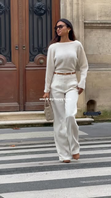 #Instadaily Fashion Trends Reel by @dnazia - for all my fashion girlies, we're all the same 💕

fashion reel, city girl reel, style inspiration, outfits inspo, ootd