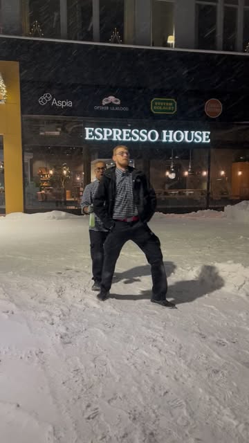 #Trollhättan Reel by @icamatmor - Plogpolisen POV🚨
#ica #matmor @trollhättan #onepiece #snöplog