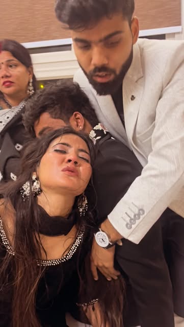 #Explore Reel by @rifakhan2707 - I m so sad🥺
.
.
.
.
.
#reelitfeelit #explore #reels #explorepage #sad