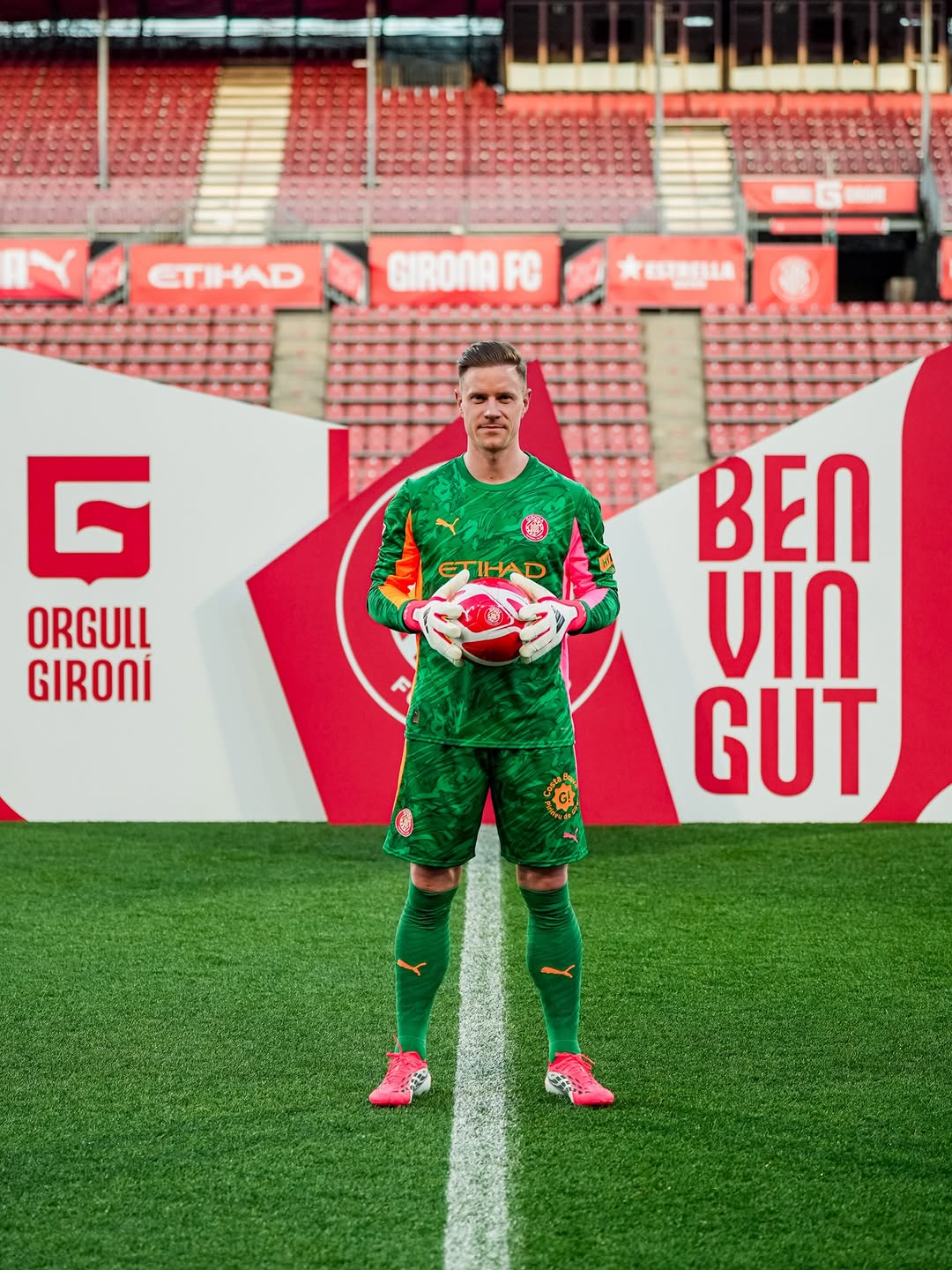 Gràcies a tots per la càlida benvinguda i pel suport d’avui! 🙂 Ens tornem a veure dilluns! Som-hi, @gironafc 🔴⚪️