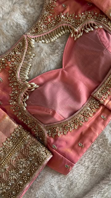 #Aariwork Blouse Reel by @sakthi_boutique (verified account) - Customized Zardosi & Sequins Hand Embroidered Bridal Blouse for our beautiful bride Anitha 💗✨
Please whatsapp/call at +60173075640 for Bridal blouse