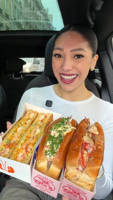 #Lobster Roll Reel by @keilapachecoeats - Homer Lobster in Paris is a must!!!๐ฆ This was so delicious! What would you order?๐โค๏ธ @homerfoodgroup #homerlobster#parisfood#foodreview#mukbang#asm