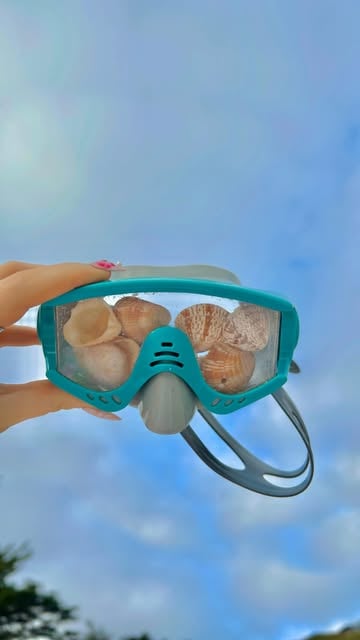 #Beach Reel by @taylor.whitney_ - just a tad bit older
🏷️ #birthday #beach #sunset #beachsunset #california #trend #westcoast #coconutgirl #explorepage #microinfluencer #explore #co