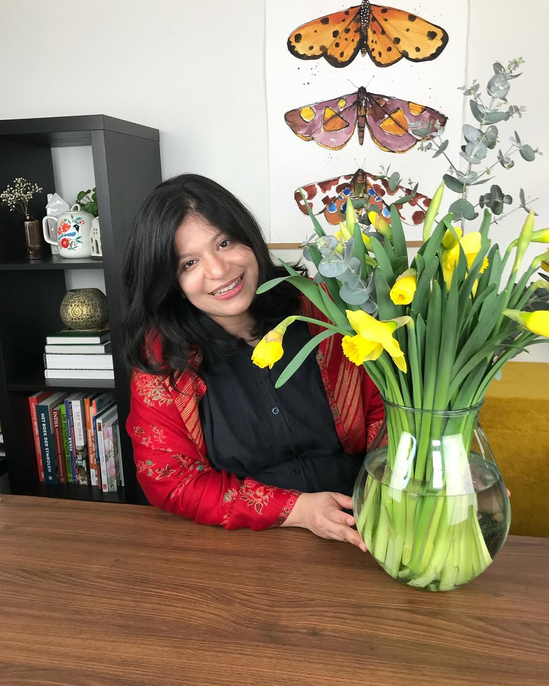 Just published my new Skillshare class and I thought it might be a good time to show my shy self here and introduce myself. Hi, I’m Garima, the artist behind this page. I come from India and live in