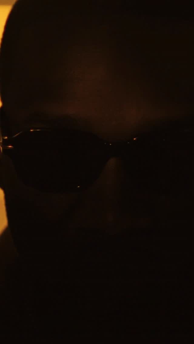 Le clip de pas Solo feat @sdm__92 enfin disponible partout 🇨🇩🧨 #Décenie #NewMusic #gradur #sdm