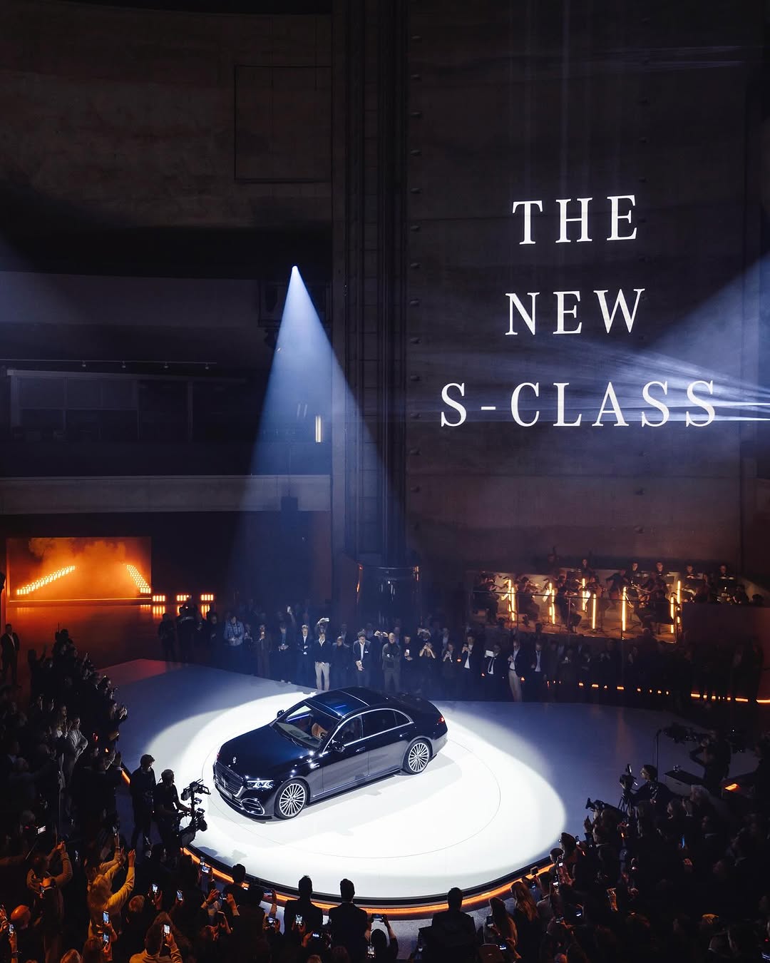 The new #SClass is here! Catch all the captivating moments and premiere sparkle right here. #MercedesBenz The availability of the equipment, functions, features and services shown depends on the respe