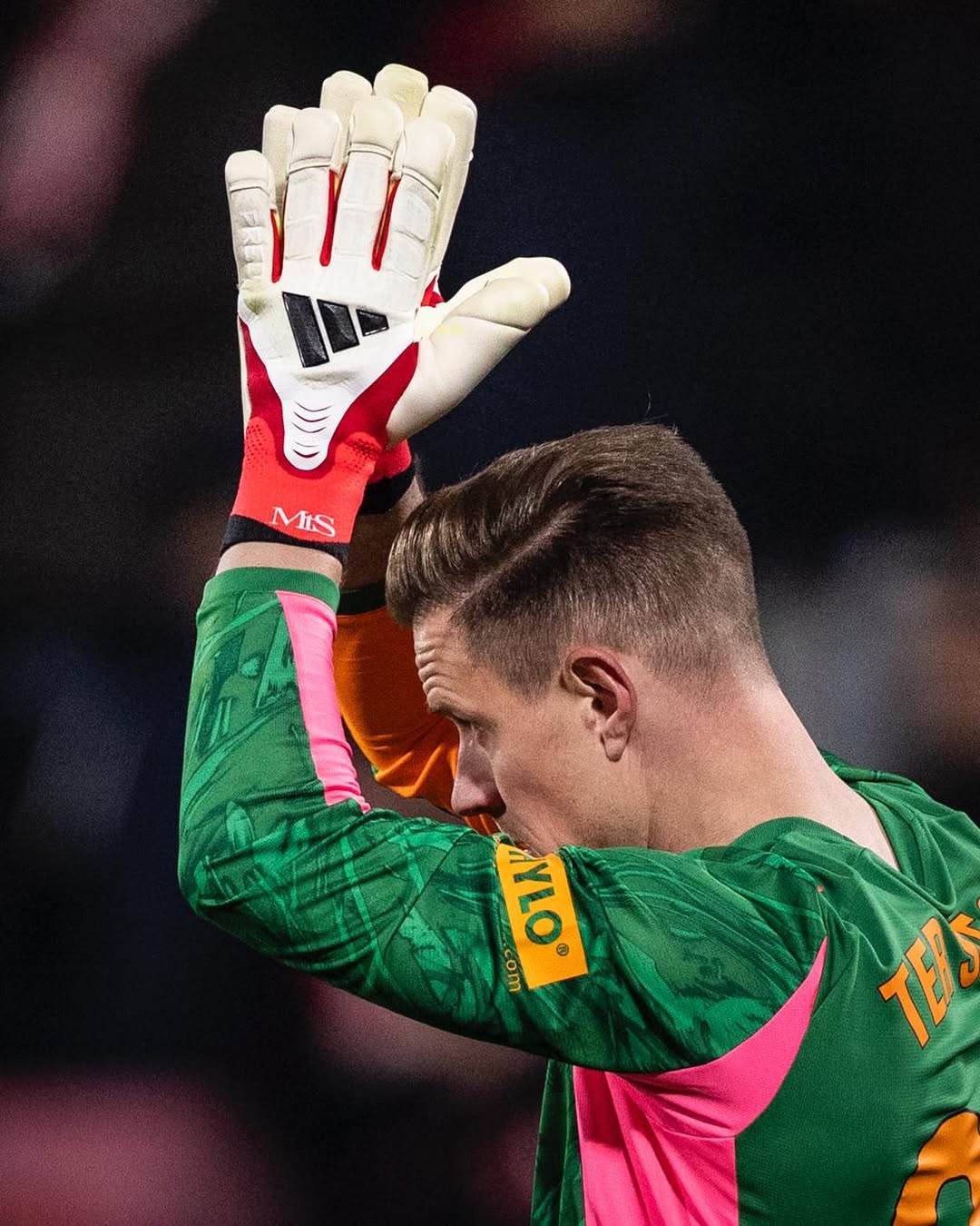 La mayoría de vosotros no me conocéis a nivel personal, así que quiero compartir algo con vosotros. Soy una persona positiva. Siempre he tenido esta mentalidad y la he llevado conmigo en cada reto que