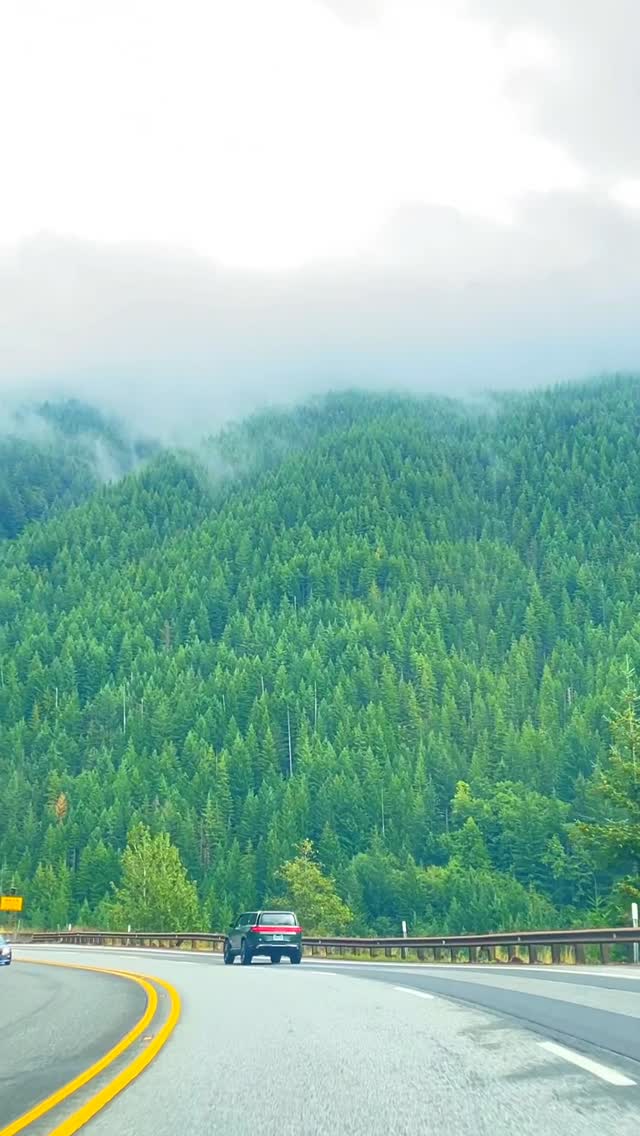 Soaking in the beauty of Oregon #travelphotography #oregonexplored #fyp
