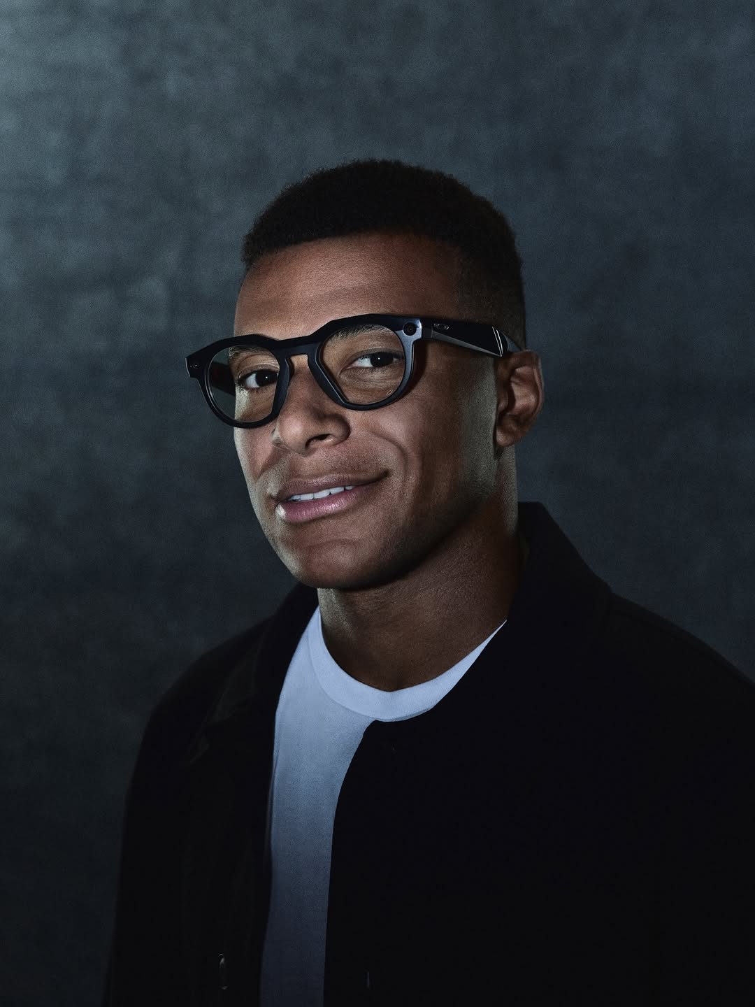 From sport to day-to-day life, with no breaks. Take it all in with @oakley Meta HSTN Rx, available in your prescription.