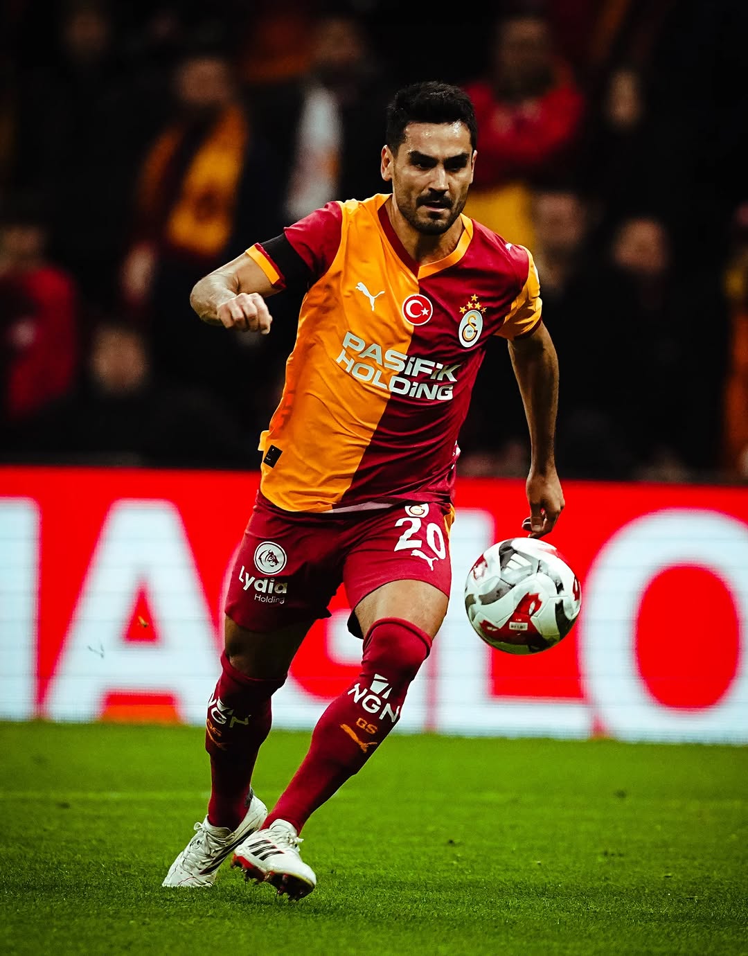 Görev tamamlandı. 🦁💛❤️ Şimdi tek odak noktamız Salı günü. Gözler Juventus maçında! ⚽️✨️ @galatasaray