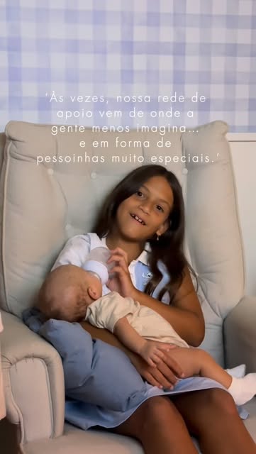 #Babás Reel by @lays.makeup (verified account) - As minhas babás são especiais dms 🤍
Hoje eu e chiquinho ficamos com saudades delas 🥹
Como pode tanto amor e tanto zelo de uma criança por um bebê?