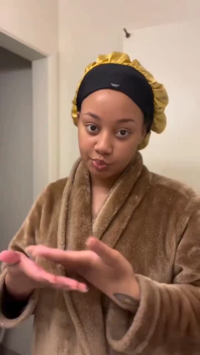 @myaariiee I loveddd this so much, will be using DAILY. Thank you @Pure Tropix 🤍🤍🤍 #skincare #selfcare #naturalbeauty