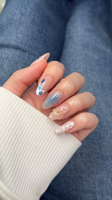 #3dnails Reel by @jesslizs (verified account) - switching up from all the pinks & reds for a fun mix n match spring look! 🌸🩵✨
comment "LINKS" and I'll send you a dm with the nail supplies used! O