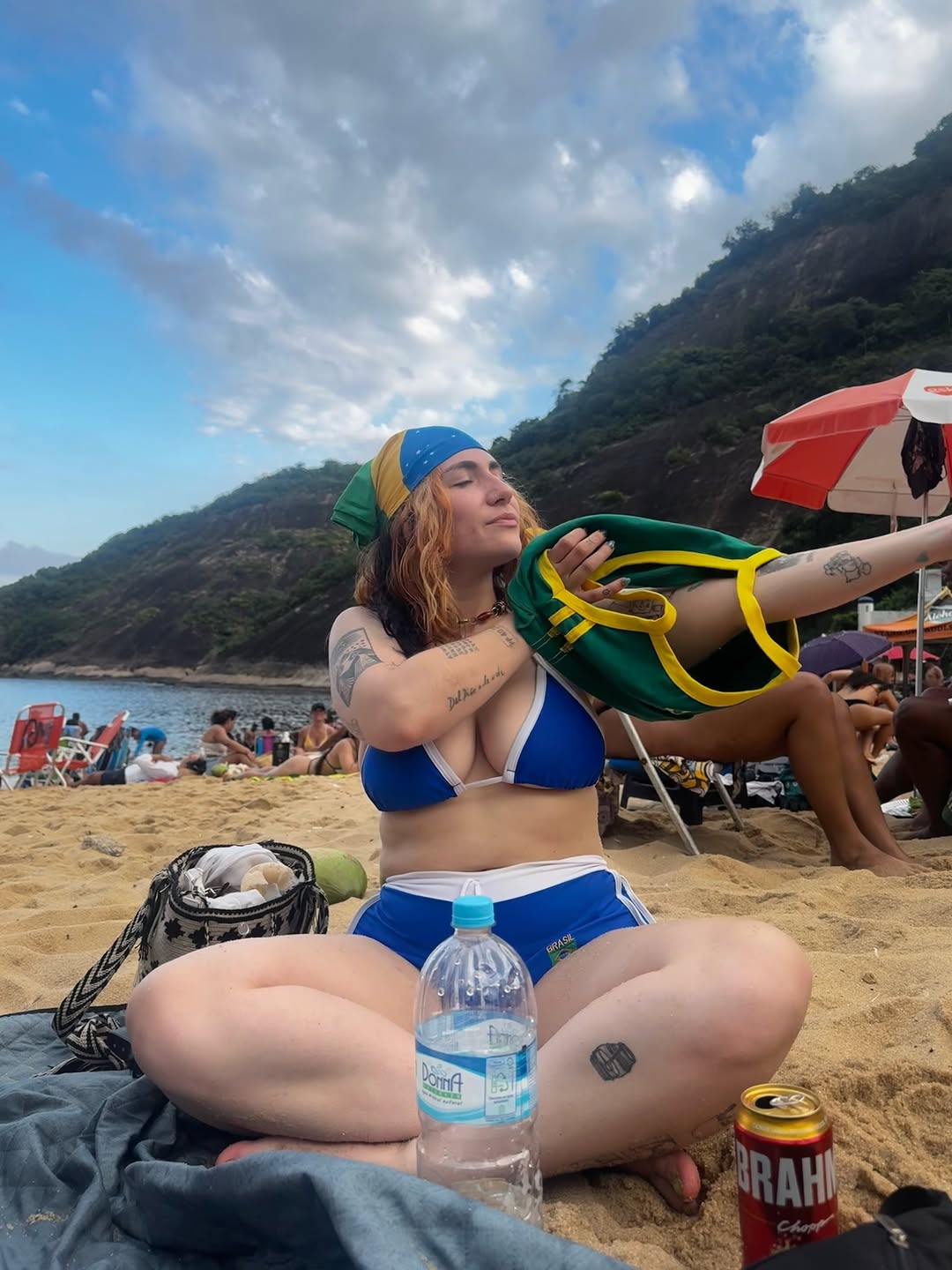 Sí, fui la turista vestida de souvenir 🇧🇷💙🌞. ✨primer post de muchos de Brasil.. ¿me perdonan de antemano?✨