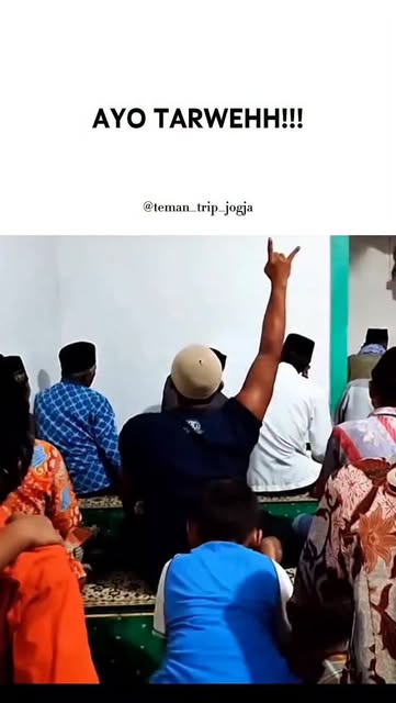 #Sholat Sunnah Malam Ramadhan Reel by @mataram.underground - Shalat Tarawih adalah ibadah sunnah yang dikerjakan pada malam hari hanya di bulan suci Ramadan. Hukumnya Sunnah Muakkad (sunnah yang sangat dianjurka
