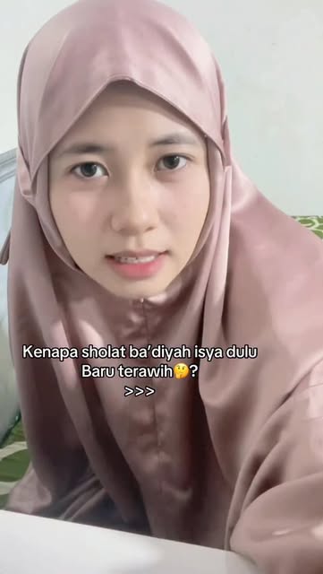 #Sholat Sunnah Malam Ramadhan Reel by @merlinda.jey - kadang kita semangat sholat tarawih, tapi sunnah yang selalu dijaga Rasulullah setelah Isya justru terlewat 🤍
Ba'diyah Isya itu ringan, hanya sebent