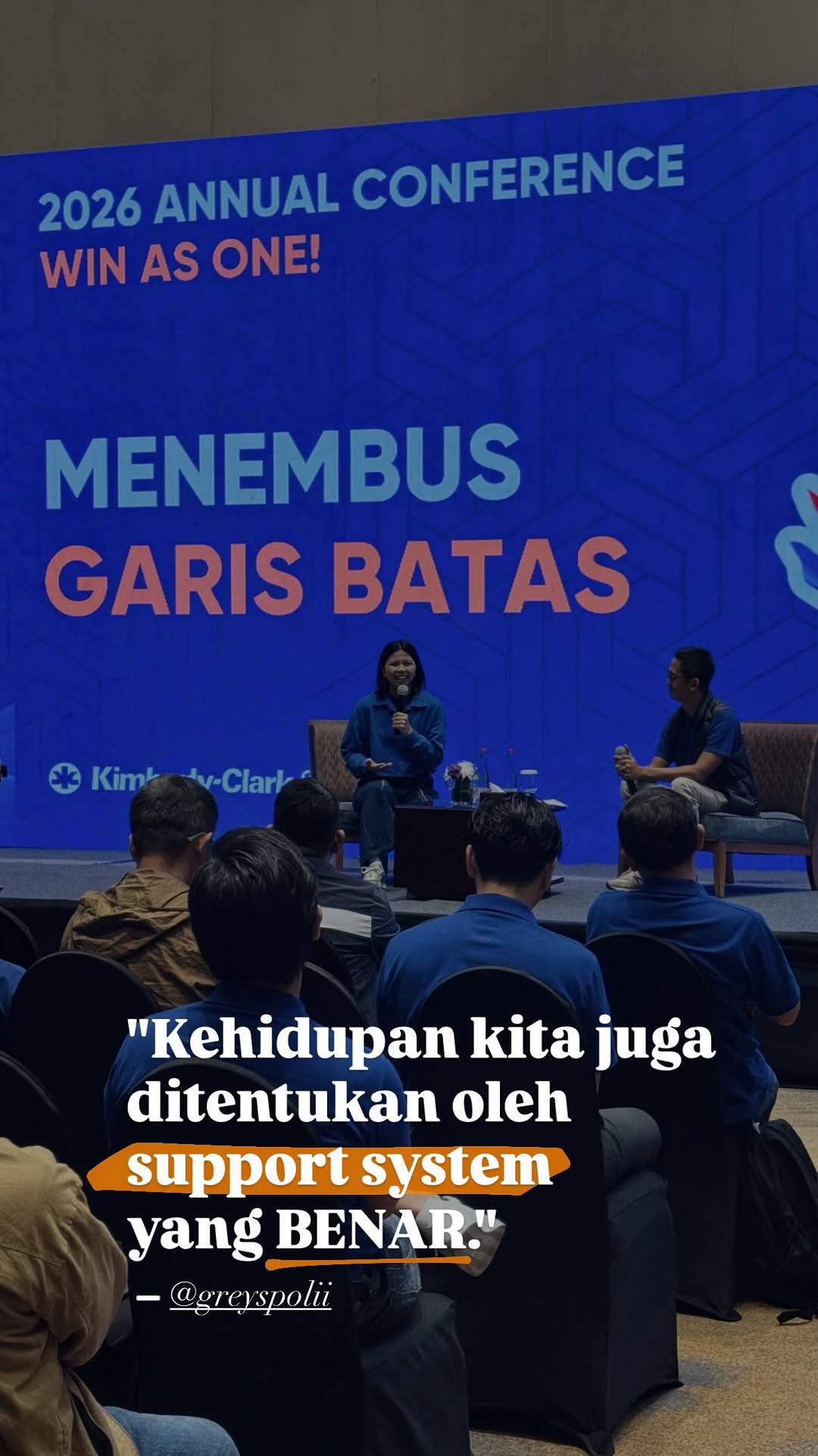 “Kehidupan kita juga ditentukan oleh adanya SUPPORT SYSTEM yang benar.” 🙌🏻 Karena di balik setiap langkah besar, selalu ada orang-orang yang nggak pernah lelah dukung kita. Pilih circle yang bikin