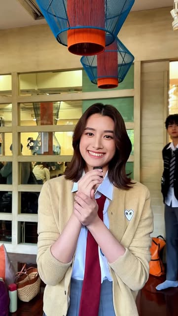 #ช่องวัน31 Reel by @onemusicth (verified account) - ศักดินาวิทยาลัย จบไปแล้ว แต่เรื่องราวของพวกเรายังไม่จบ..
ติดตามพวกเราต่อ กับ ศักดินาวิทยาลัย This scene This song
ที่จะมาเล่าความประทับใจ และน่าจดจำ