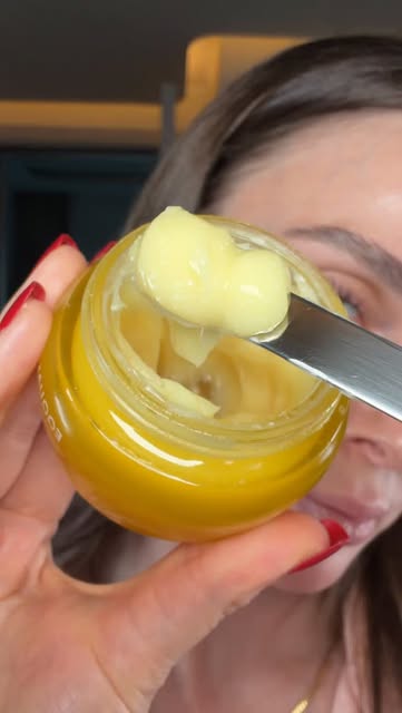 #Skincare Reel by @albina - Cakey makeup ? >> @eqqualberry_global
#skin #skincare #skincareroutine #kbeauty