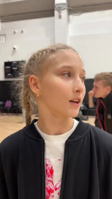 #Cool Reel by @b_girl_superlina - 🌪️🌪️🌪️
#break #breakdance #cool #dance #dancer