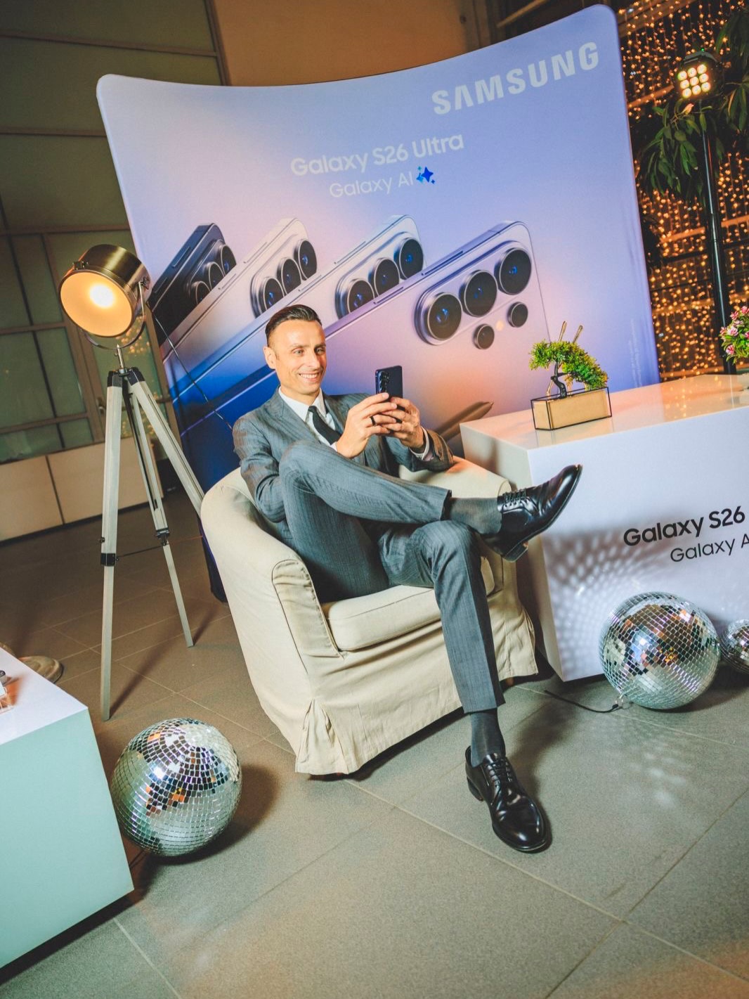 Meet and greet with #GalaxyS26Ultra – the new AI phone from Samsung. Made to handle your daily life with just one touch and #GalaxyAI, while intuitively protecting your personal data on the Privacy Di