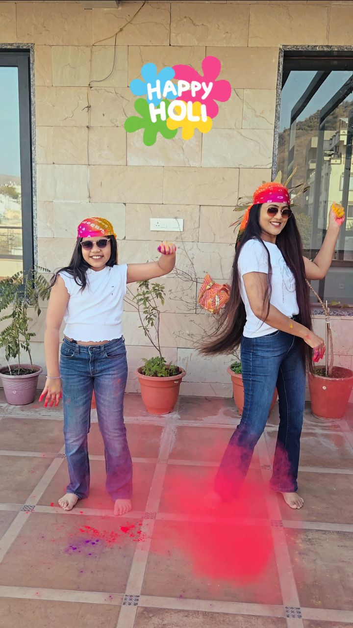 Happy holi♥️🌈 . . . #holi #explore #dance #explorepage #trendingreels