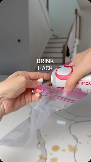 #Summer Reel by @felykdimon (verified account) - Summer drink hack! Frees your fav drink 🍹 instead of adding ice 🧊 
#SummerHack #coke #ice #LifeHack #drink