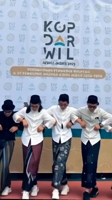 #Santri Reel by @zidni_alfaritsi - aseekkk🤙🏻🕺🏽
#santri