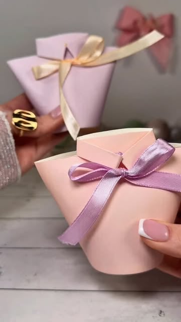 #Handmade Reel by @golden.craft.home - Surprise everyone at the holidays! #gift #handmade #party