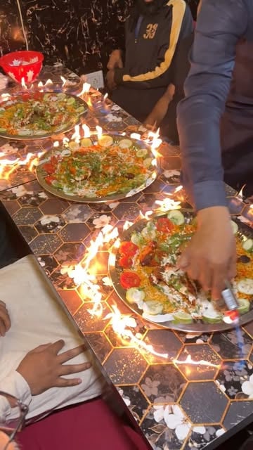 #Party Reel by @al_faateh_food - #resturant #alfaatehfood #friends #party #insta