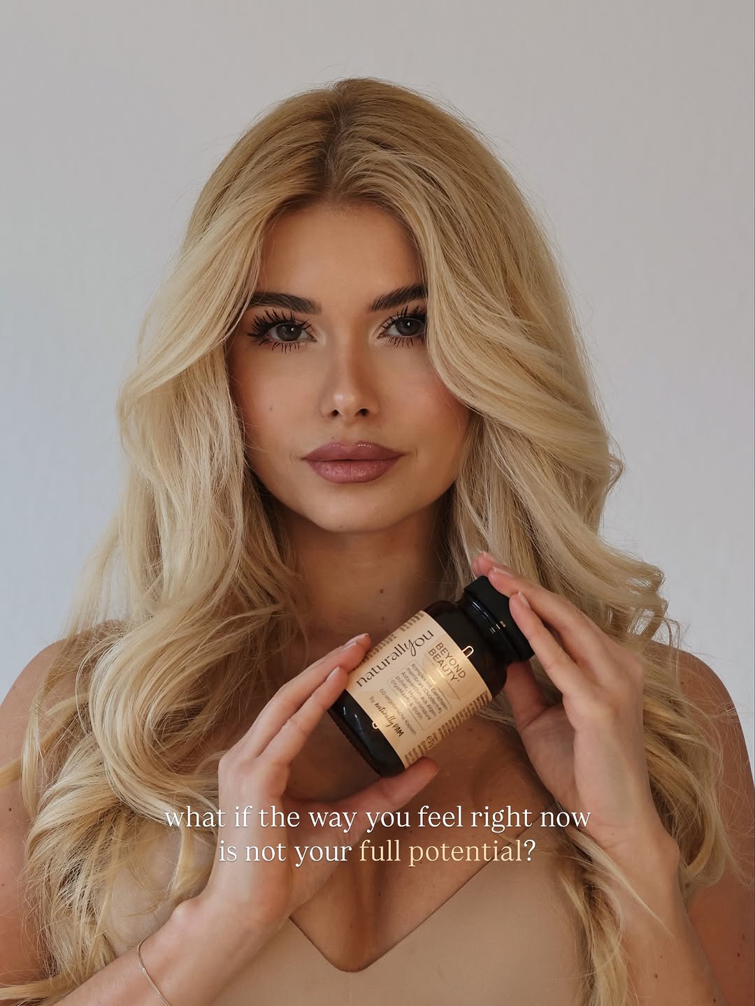 Anzeige I What if the way you feel right now is not your full potential? 🫣 What if “being exhausted & stressed”, “sensitive digestion”, “hair breaking and skin looking bad” is not normal – but just a