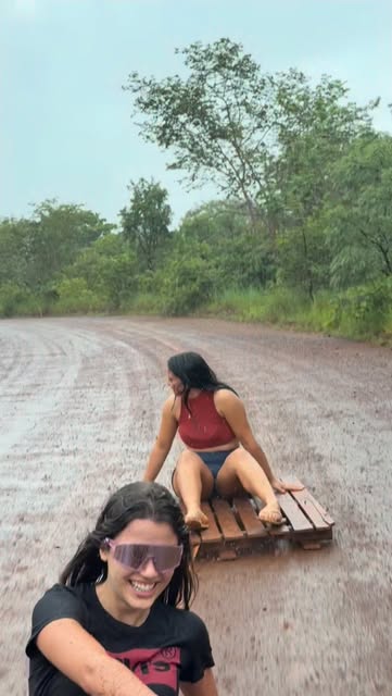 #Adventure Reel by @jhulyaparra - vivendo
•
#lifestyle #adventure #mindset #explorar