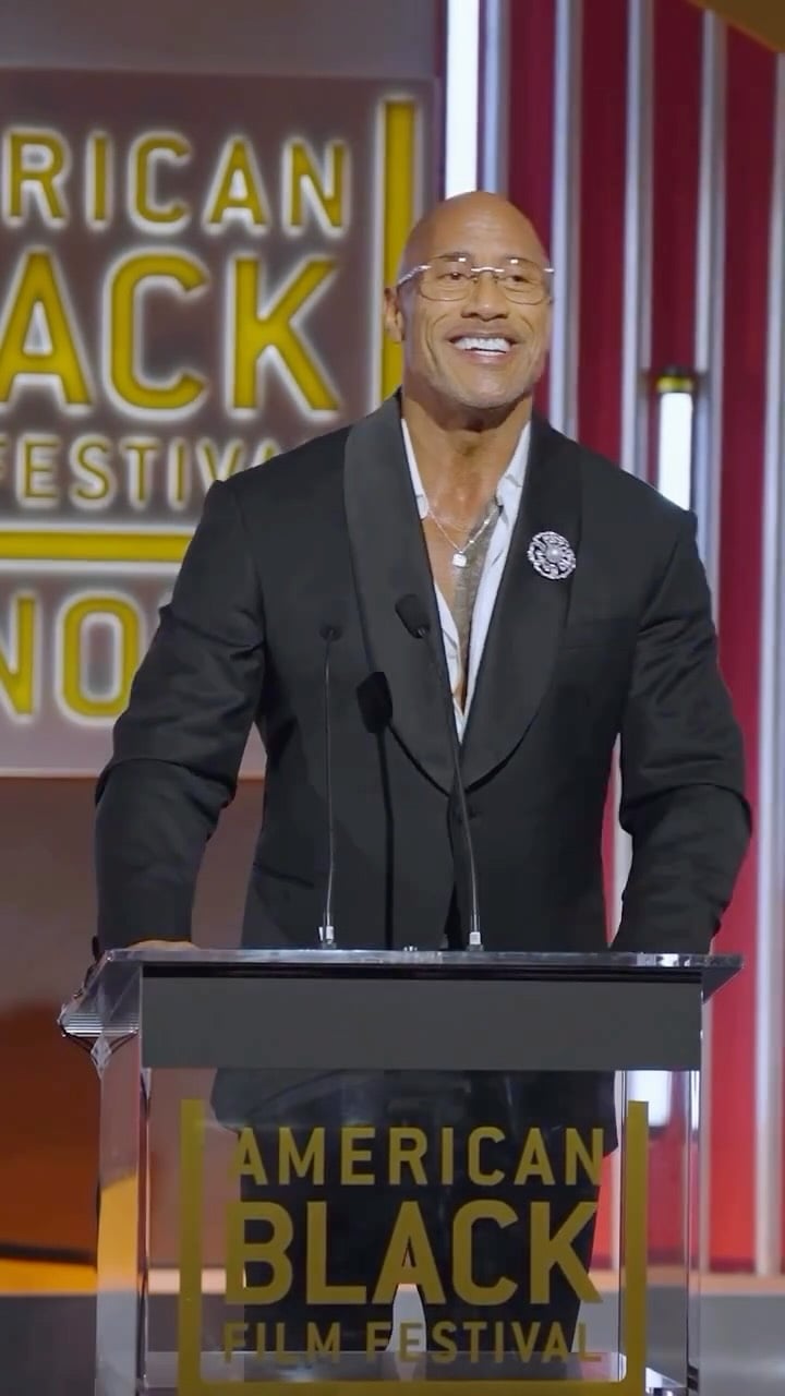 Man I was emotional here, because my heart was full listening to everyoneβs powerful speeches, then βMy Wayβ was played as I walked on stage. I was also deeply inspired, because Iβm a proud, self resp