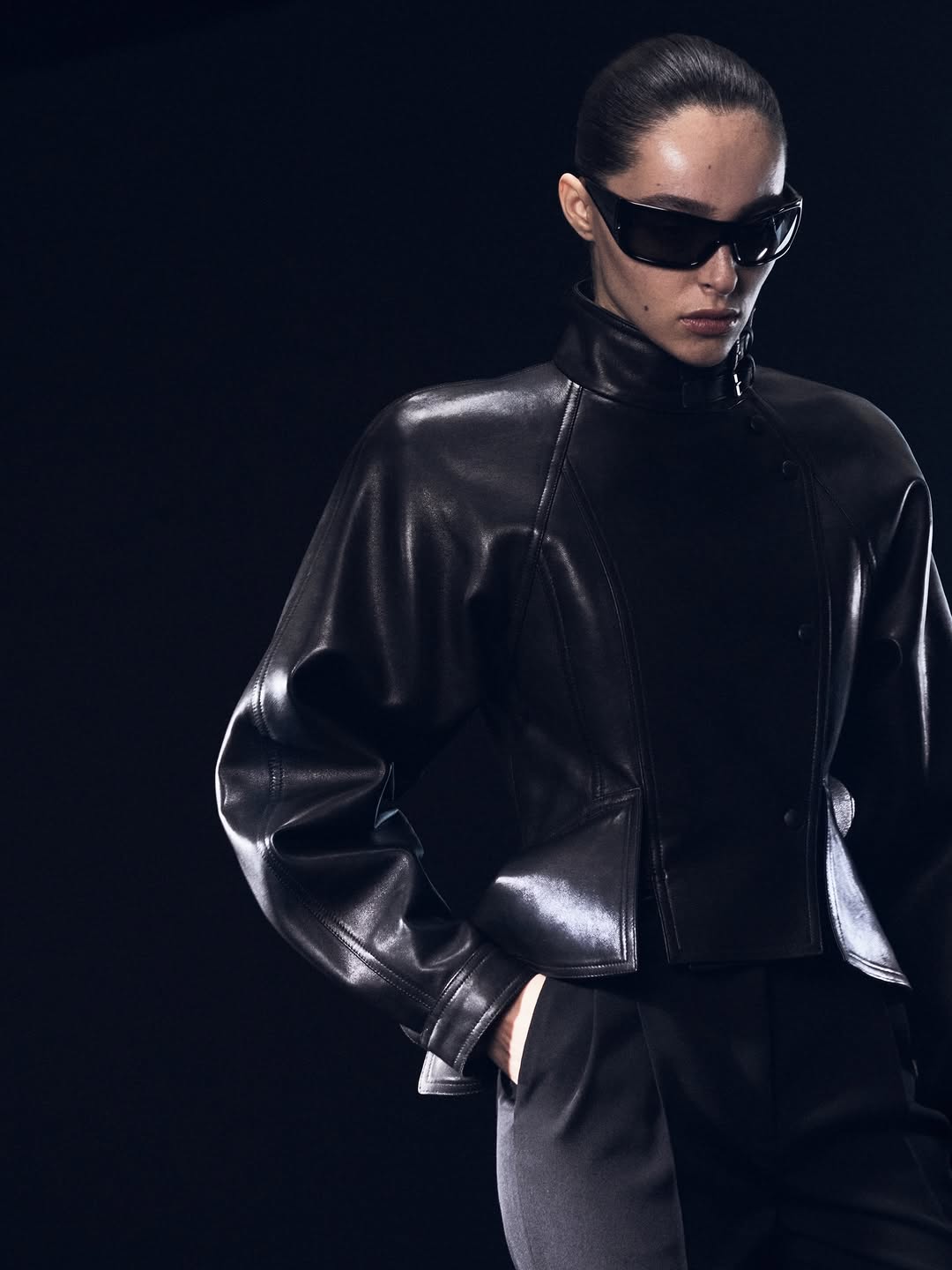 Pilot jacket. Leather, Womenβs Fall-Winter 2026 by Antonin Tron Photography @tanyaposternak @zposternak Set Design @jeannebriand_setdesign