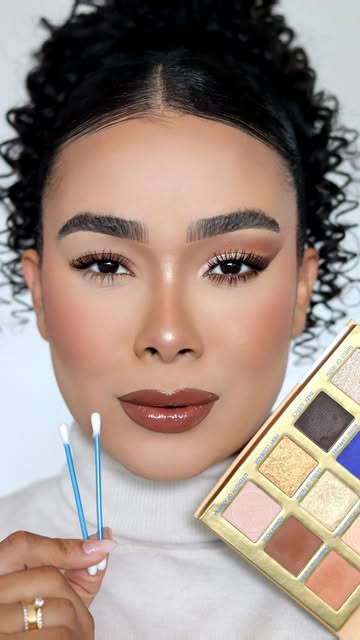 #Beauty Reel by @daayannesantos_ (verified account) - Se você tem pálpebra caída, precisa testar essa técnica de make. 🤎✨🤏🏽
#makeuptutorial #makeupideas #beauty #makeuptutorial #eyemakeuptutorial