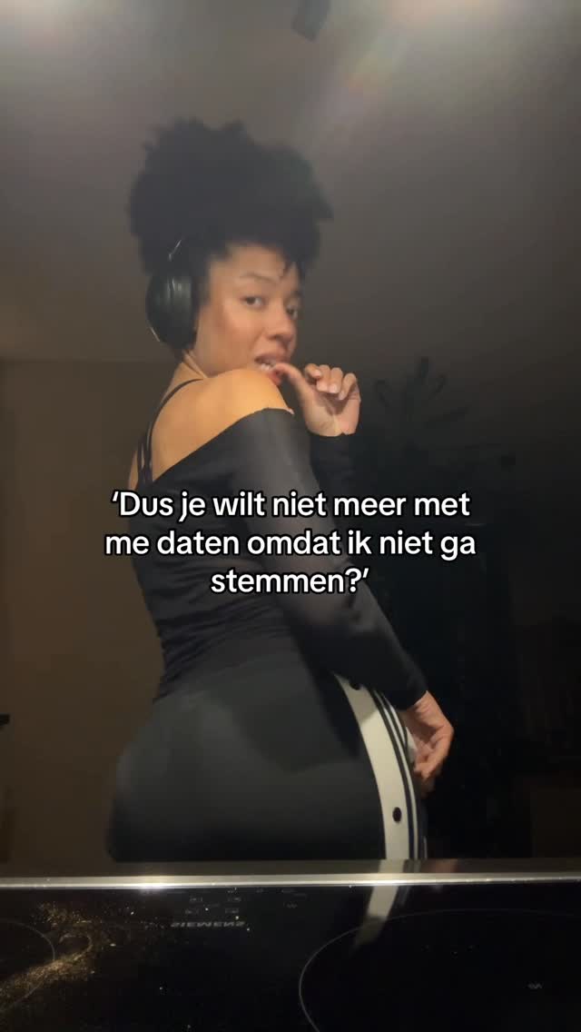 18 maart mogen we weer, ga stemmen, stem op een vrouw, stem met je medemens in gedachten, stem vanuit liefde, niet vanuit haat. Stemmen is sexyπ€ #voting #dating #funny #voorjou