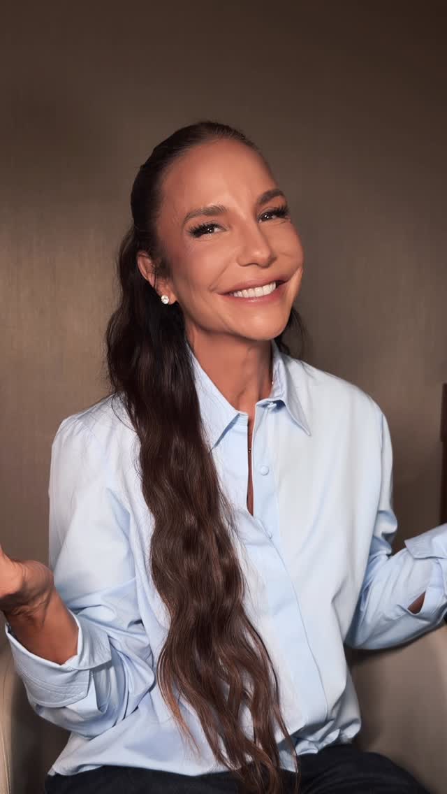 Hoje é dia de show e mainha aqui caprichou no skincare com o hidratante facial NIVEA Nutritivo que garante 30 horas de hidratação e ainda prepara a pele pra make, um luxo né? A maravilhosa @patriciara