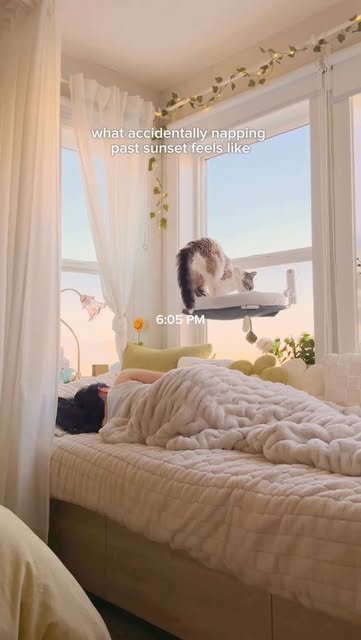 #Sunset Reel by @imluckytran (verified account) - i missed having 7PM sunsets 😩 

what's your favorite part about longer evenings? im so excited to have brighter evenings! days won't feel as short ✨✨