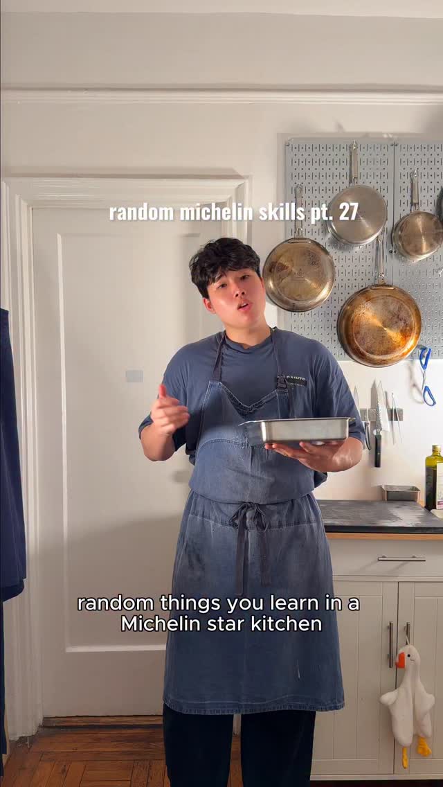 how to make date balls! back to our regularly scheduled random skill and this one is incredibly easy and satisfying. not only do the date balls look really pretty, but they are so satisfying to eat w