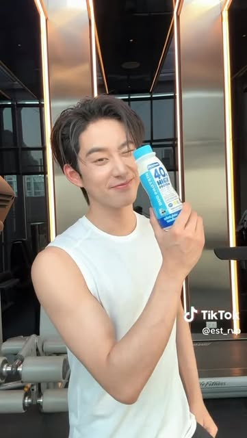 #Protenhighprotein Reel by @estsupha_italia - Date: 13/03/2026
TikTok | @est_rvp
Caption: ฟิตหุ่นให้แข็งแรง ดื่ม Proten โปรตีนจุกๆ จะได้ไม่โดนเด็ก ที่ไหนมารังแก~
🔗: https://vm.tiktok.com/ZNR