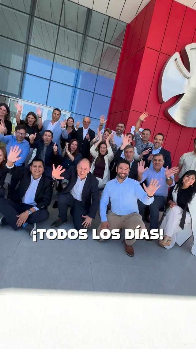 Así vivimos el Encuentro Nacional de Directoras y Directores de Teletón❤️ Fueron dos días de conversación, reflexión y trabajo en equipo para seguir fortaleciendo nuestra labor en todo Chile🦾✨ Y a