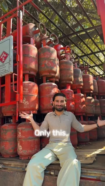 #Selfie Reel by @orry (verified account) - I now charge 1 gas cylinder per selfie ⛽️ 📸