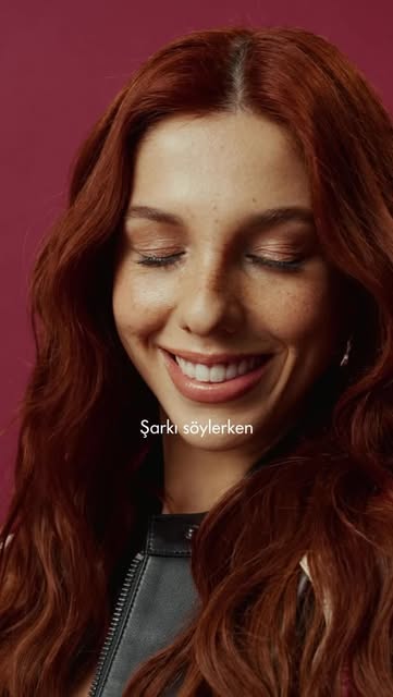 #Armanifragrance Reel by @selin.gecit (verified account) - confidence in a bottle. 🖤 @emporioarmani #PowerOfYou @armanibeauty #armanifragrance #isbirligi