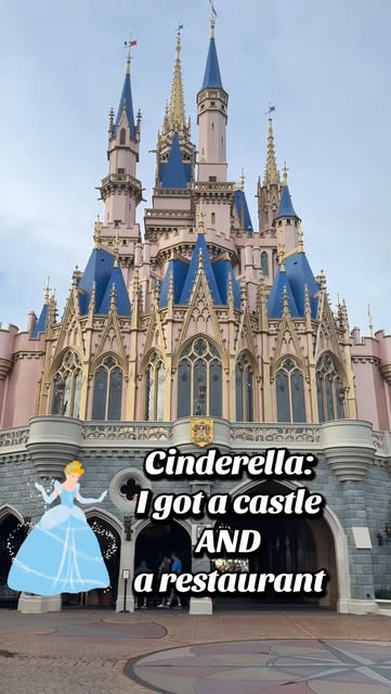 #Magickingdom Reel by @wanderingdisneymama - Disney gave us iconic castles, magical lands, and incredible rides for the princesses… 👑✨
But when it comes to Rapunzel?
At Rapunzel's Tower in Mag