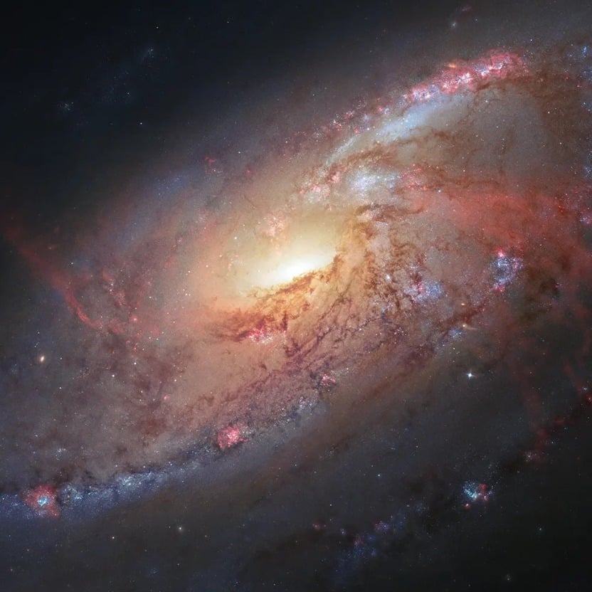 General Kenobi... These four spiral arms aren't what you'd expect to find in a galaxyβeven one that's far, far away. Most spiral galaxies only have two arms. However, this galaxy (known as Messier 10