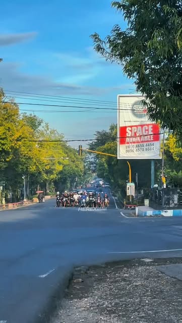 #Mak Reel by @herex_ceria_ngawi - wayahe sirkusan mak tapi gagal tayang🚀😭
@apippkepekk_
#herexceriangawi
@herex_ceria_ngawi