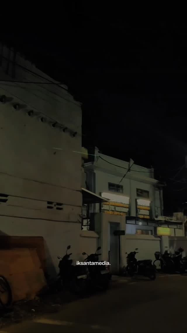 Ramadhan iku madrasah. Sing ora tambah apik sawise Ramadhan, berarti durung sukses puasane. KH. Maimoen Zubair #santri #kyai #pondok