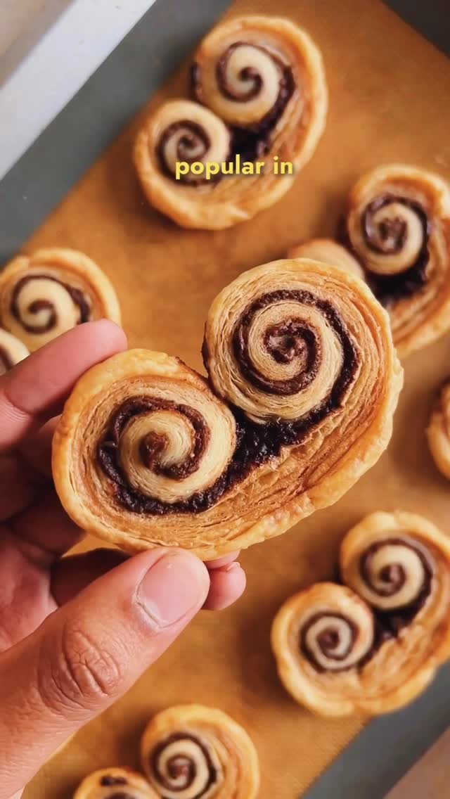 Travelling the world, one cookie at a time🌍🍪 Cookies From Around The World 🧳 Episode 6: France 🇫🇷 Who knew crispy, buttery, caramelised Palmiers could be this easy 😍Just 2 ingredients, zero fuss