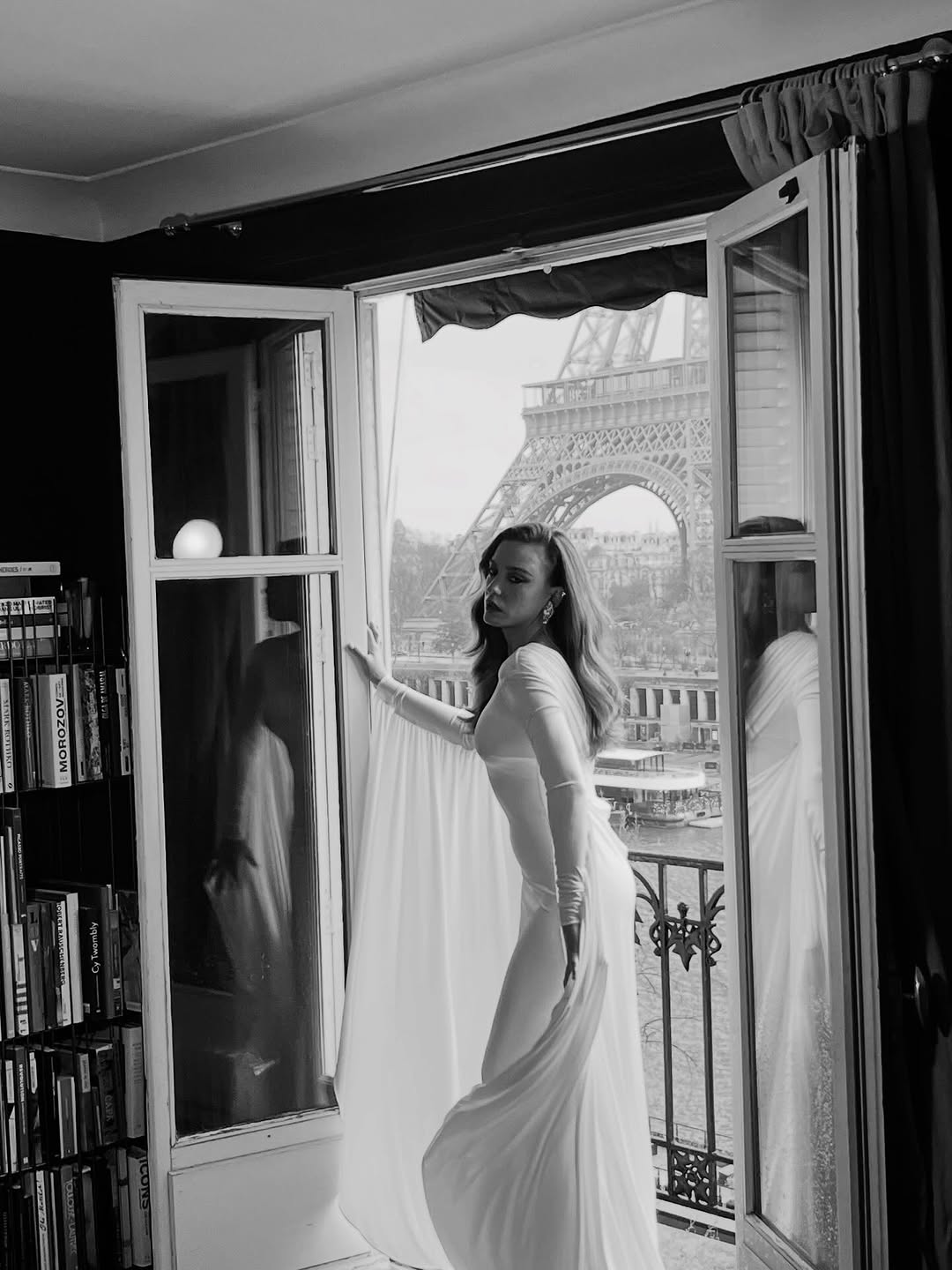 Backstage of @vogueturkiye X @lorealparis 👊🏼😎🖤