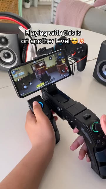 #Gaming Reel by @alphacontrollers_ - If you're a fan of mobile FPS games, you need to see this Gamepad ๐น๏ธ๐ฎ๐ฅ#callofdutymobile #pubgmobile #gamepad #gaming #mobilegaming